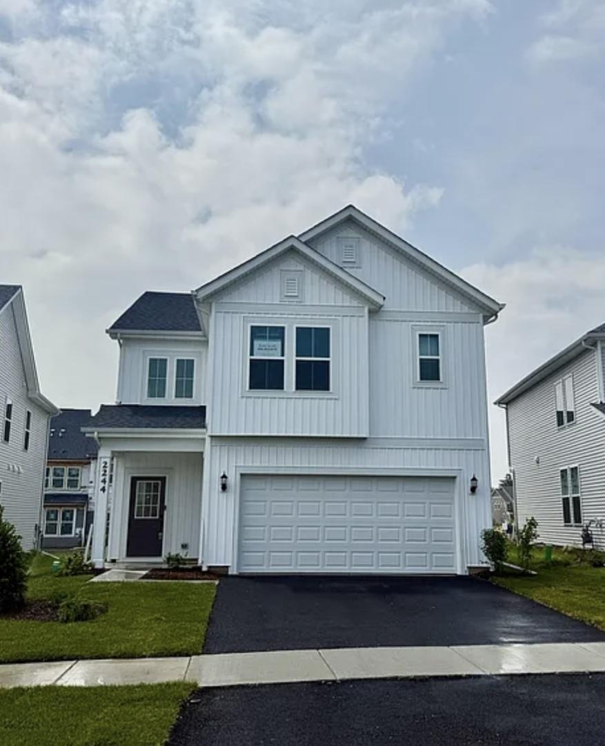 2547 Tailshot Rd., Naperville, IL 60564