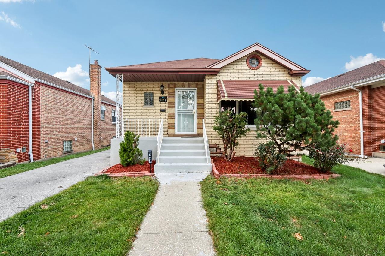 3644 W 82nd St., Chicago, IL 60652