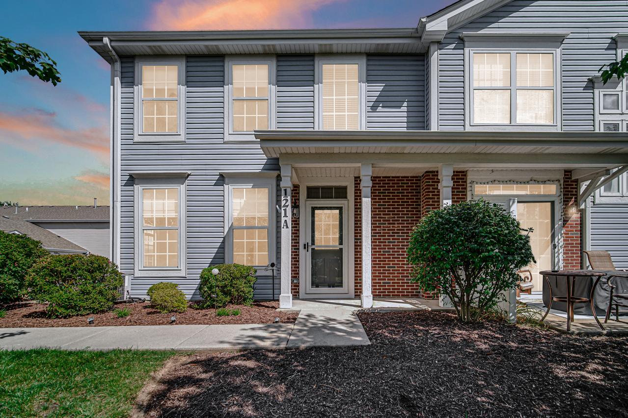 121 W Park Ave. #A, Sugar Grove, IL 60554