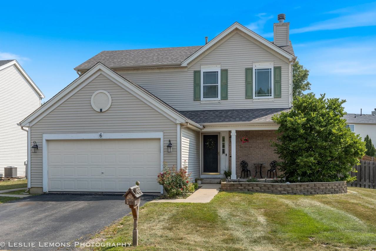 6 Flowerfield Ct., Lake In The Hills, IL 60156