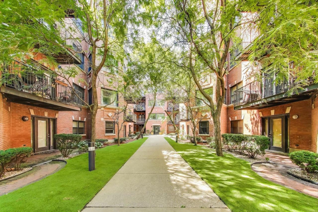 5942 S King Dr. #4S, Chicago, IL 60637