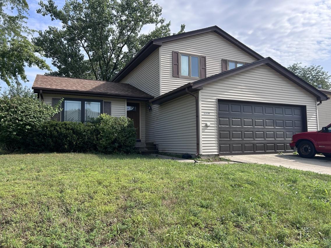 30W060 Hurlingham Dr., Warrenville, IL 60555