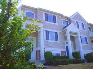 1098 Savoy Ct., Elk Grove Village, IL 60007