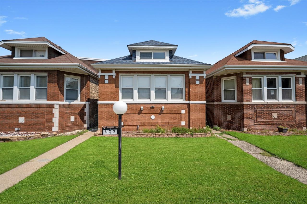 432 E 88th St., Chicago, IL 60619