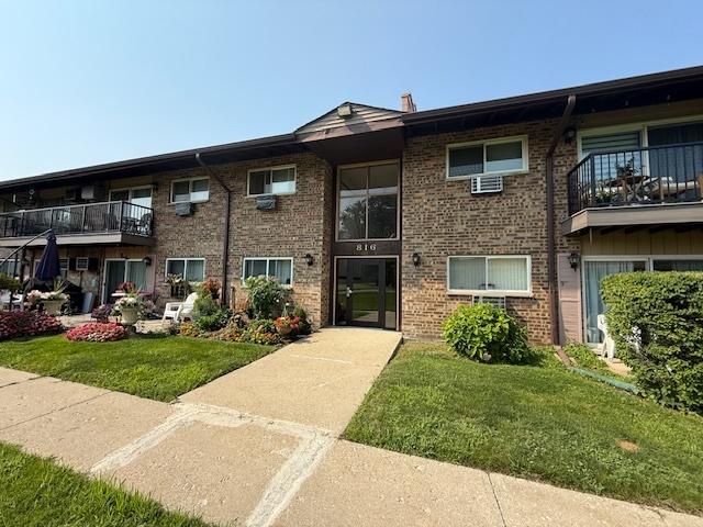 816 E Old Willow Rd. #116, Prospect Heights, IL 60070