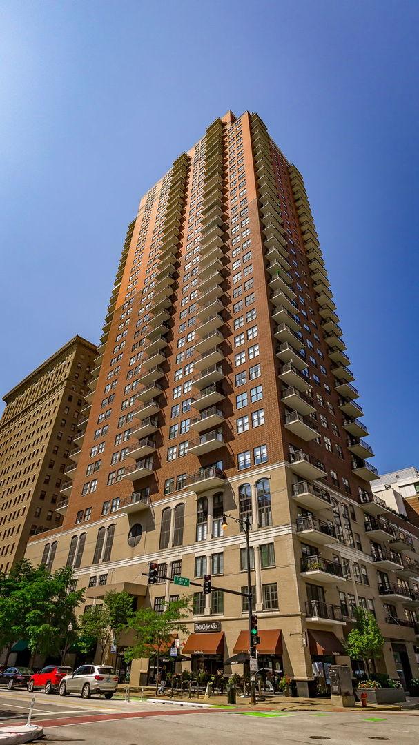 41 E 8th St. #1401, Chicago, IL 60605