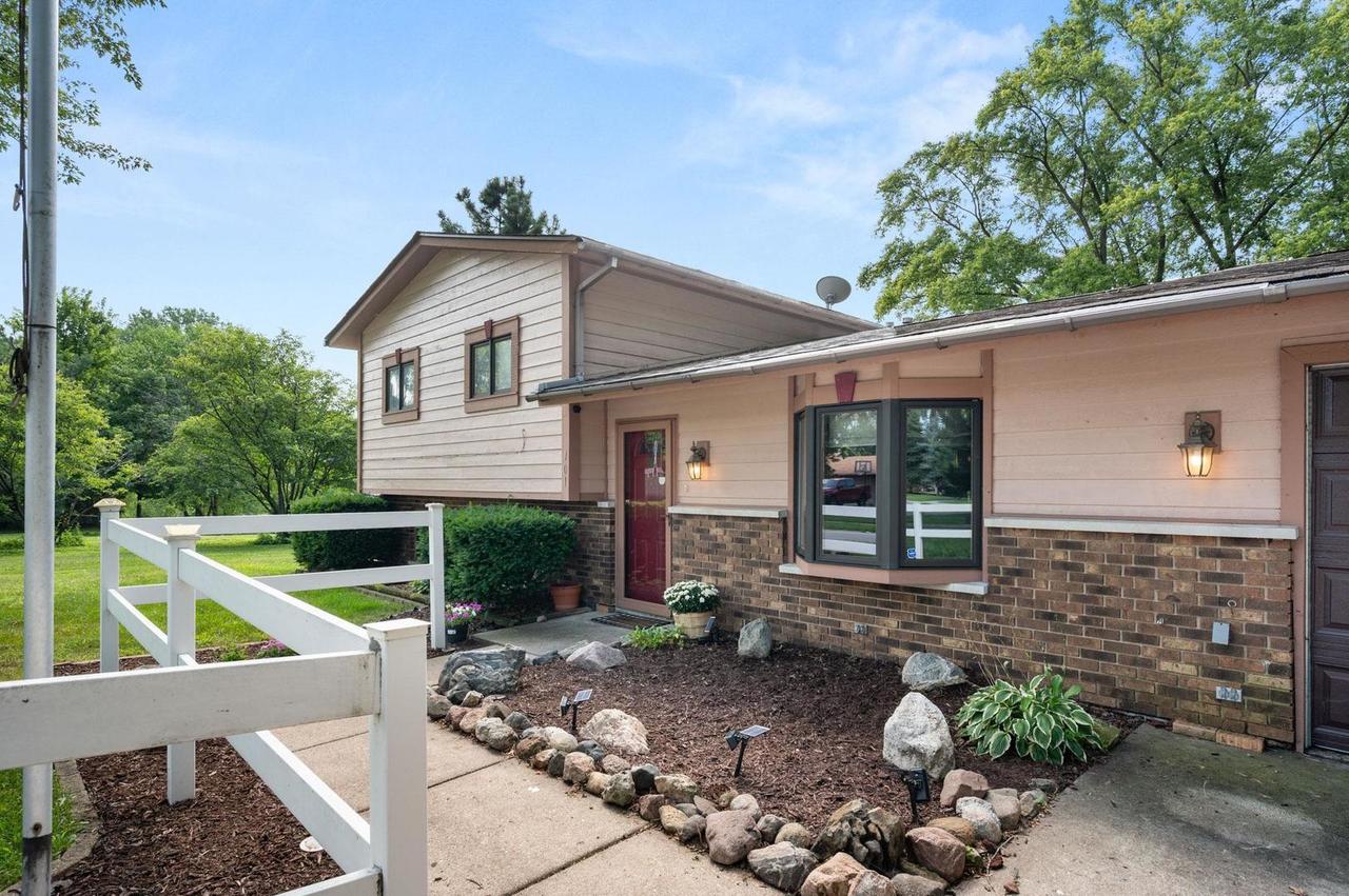 101 Seabury Rd., Bolingbrook, IL 60440