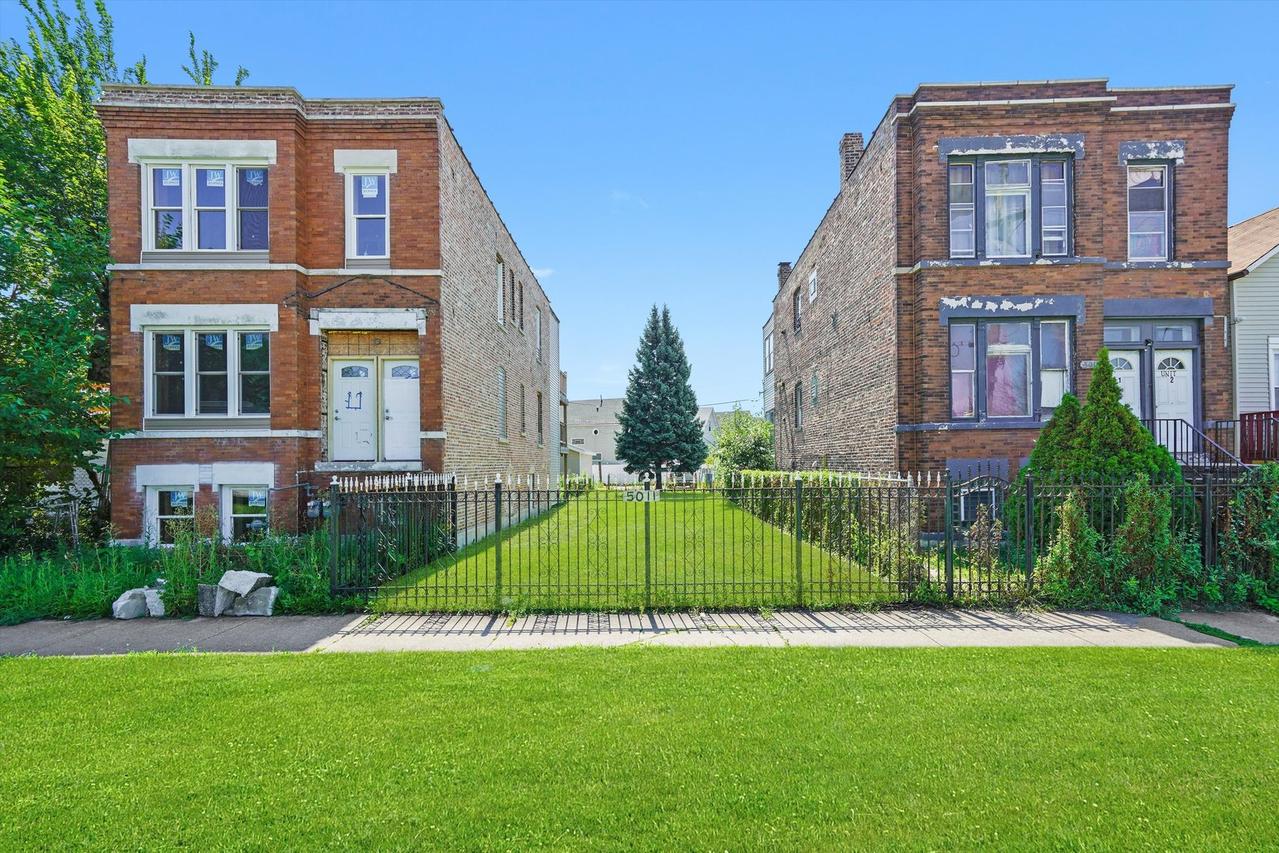 5011 W Ogden Ave., Cicero, IL 60804