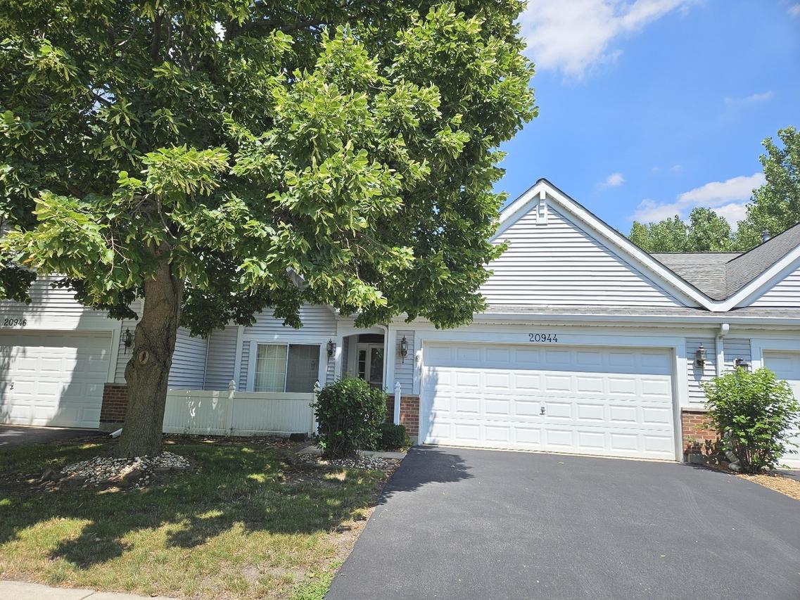 20944 W Blossom Ln., Plainfield, IL 60544