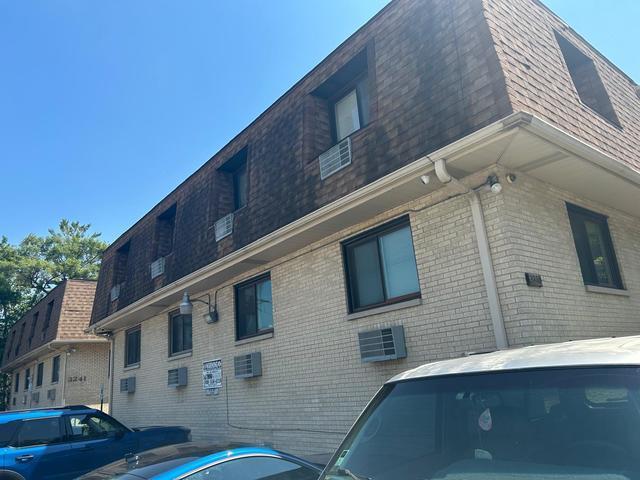 3239 S 50th Ct. #201, Cicero, IL 60804