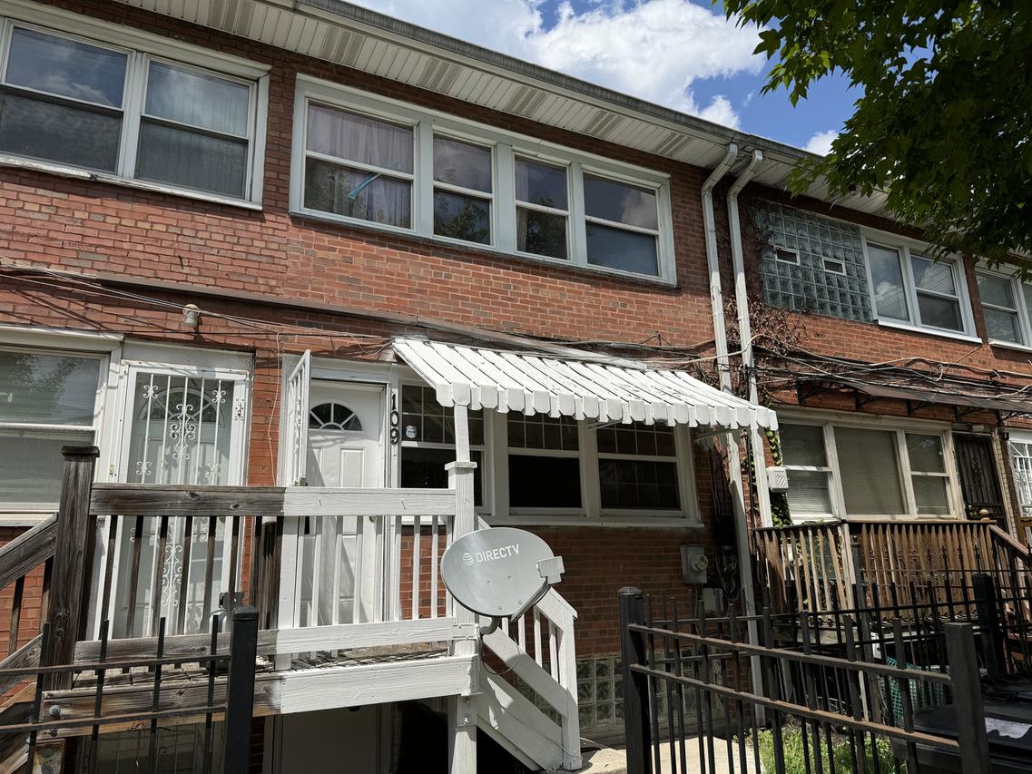109 E 37th Pl., Chicago, IL 60653