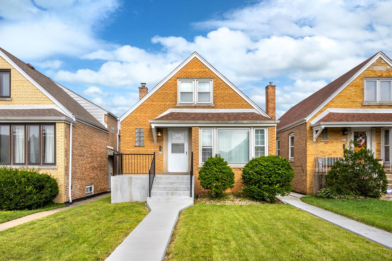 6613 S Kenneth Ave., Chicago, IL 60629