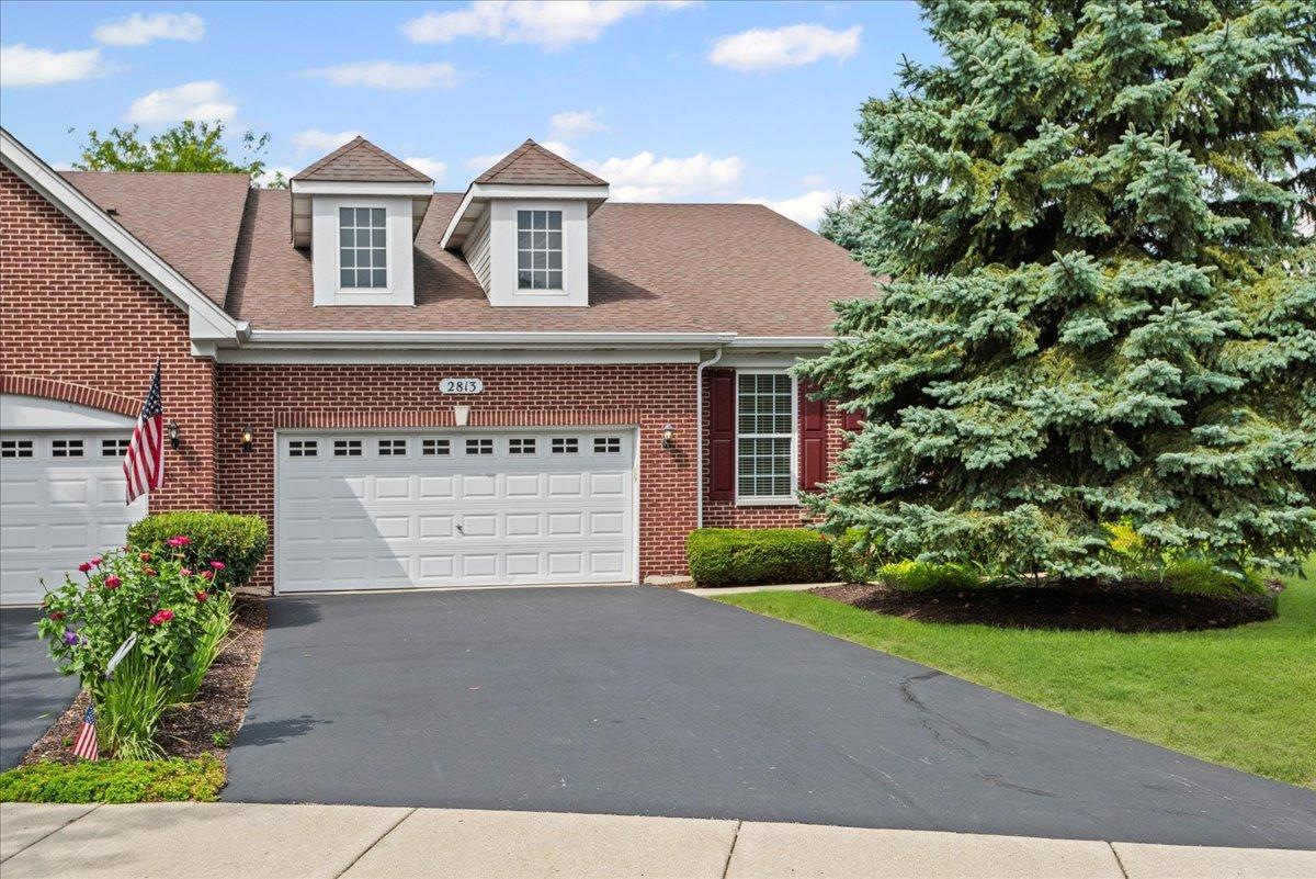 2813 Bond Cir., Naperville, IL 60563