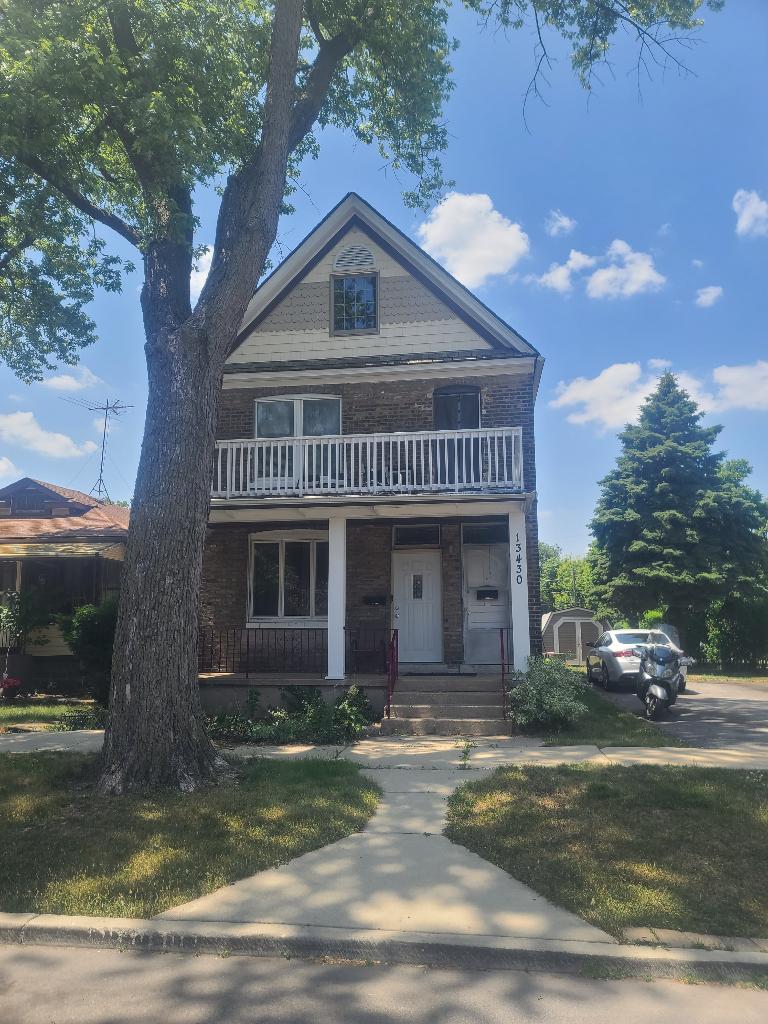 13430 Ann St., Blue Island, IL 60406
