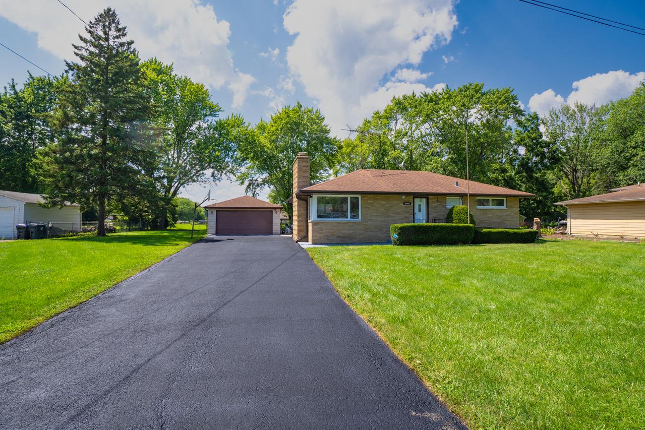 38402 N Russell Ave., Beach Park, IL 60087