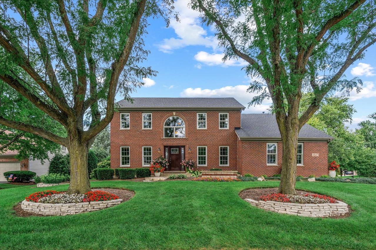 3827 Caine Ct., Naperville, IL 60564
