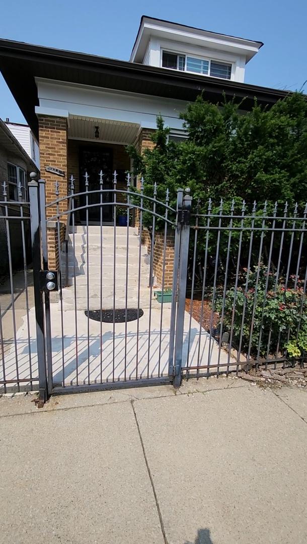 7822 S Throop St., Chicago, IL 60620
