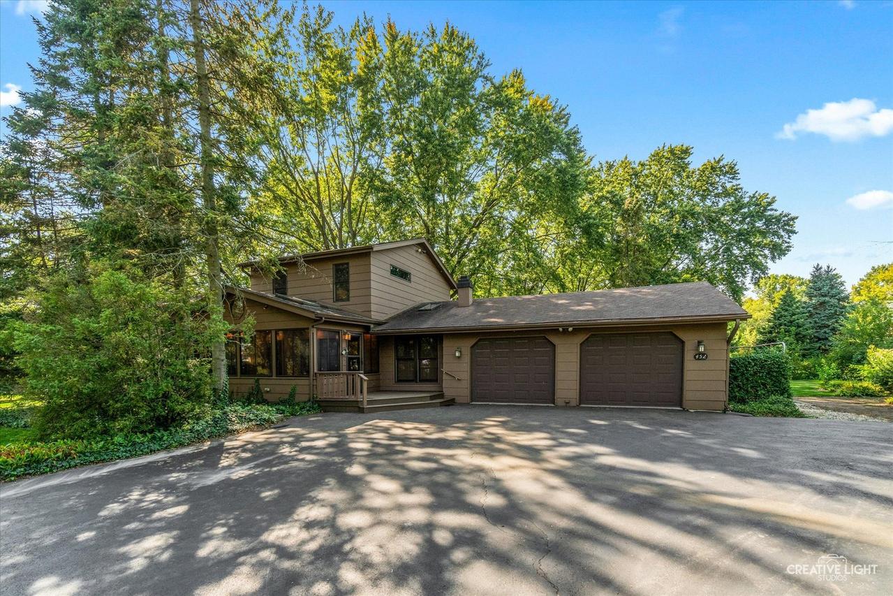 2S452 Riverside Ave., Warrenville, IL 60555