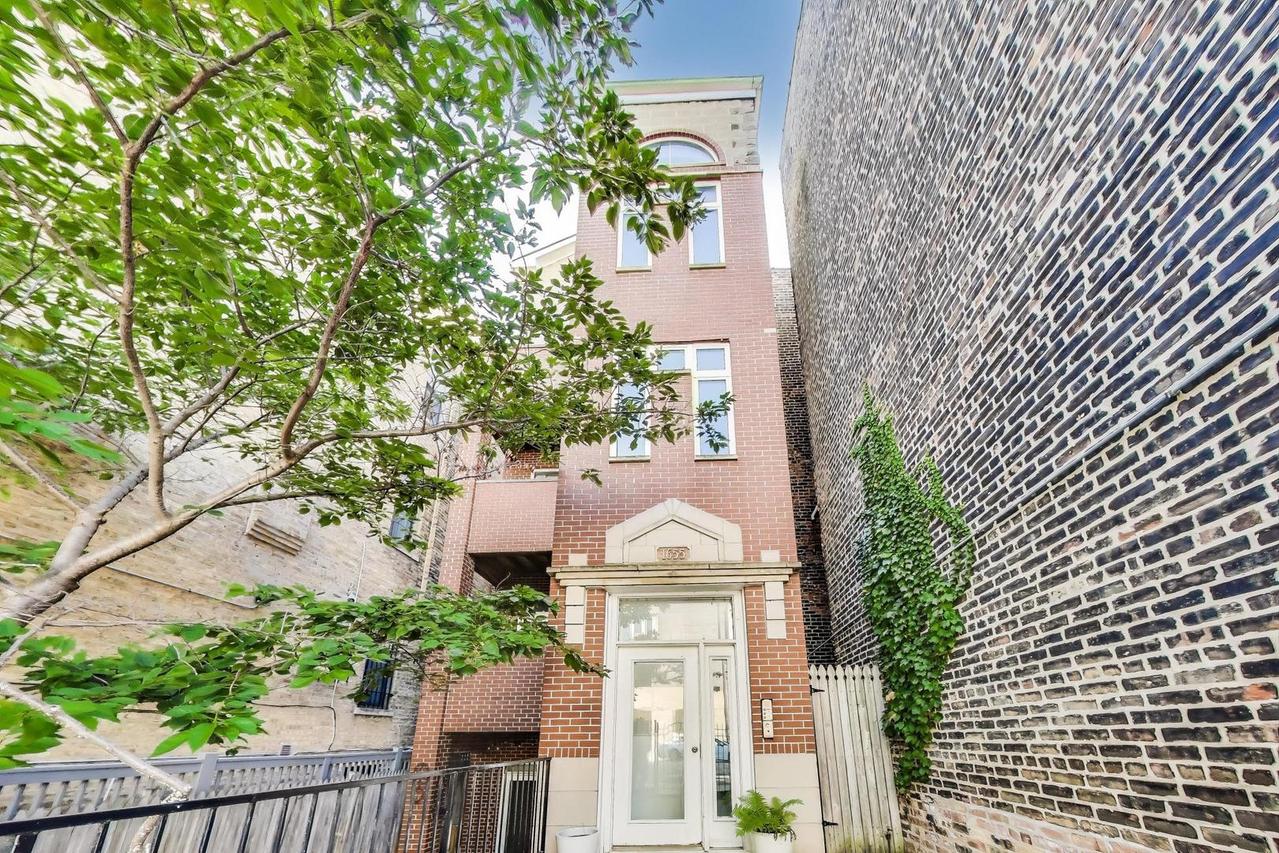 1655 N Halsted St. #2, Chicago, IL 60614