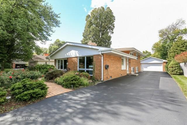 128 S Linden Ave., Elmhurst, IL 60126