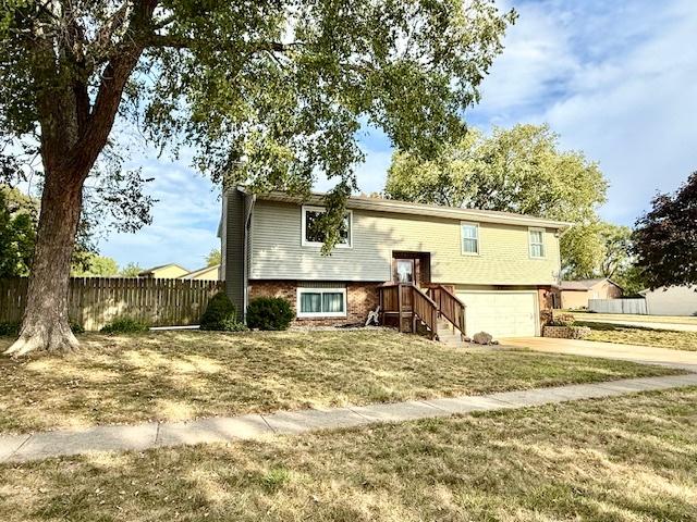 702 Pomona Dr., Champaign, IL 61822