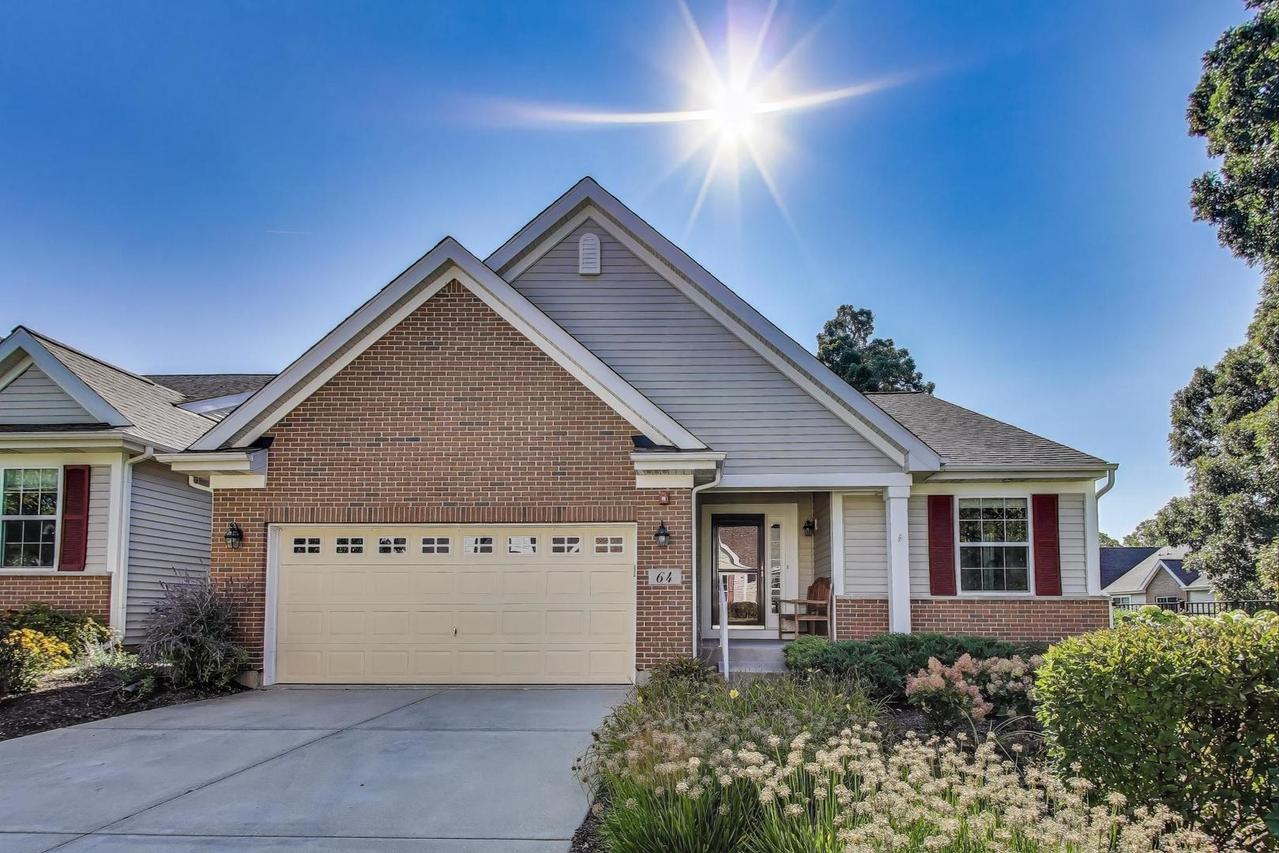 64 Tall Grass Ct., Streamwood, IL 60107