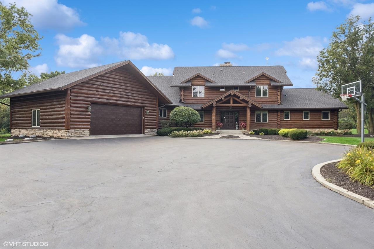11711 Juanita Dr., Orland Park, IL 60467