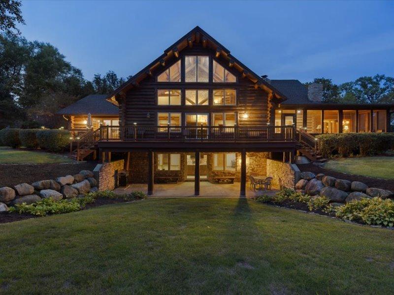 11711 Juanita Dr., Orland Park, IL 60467