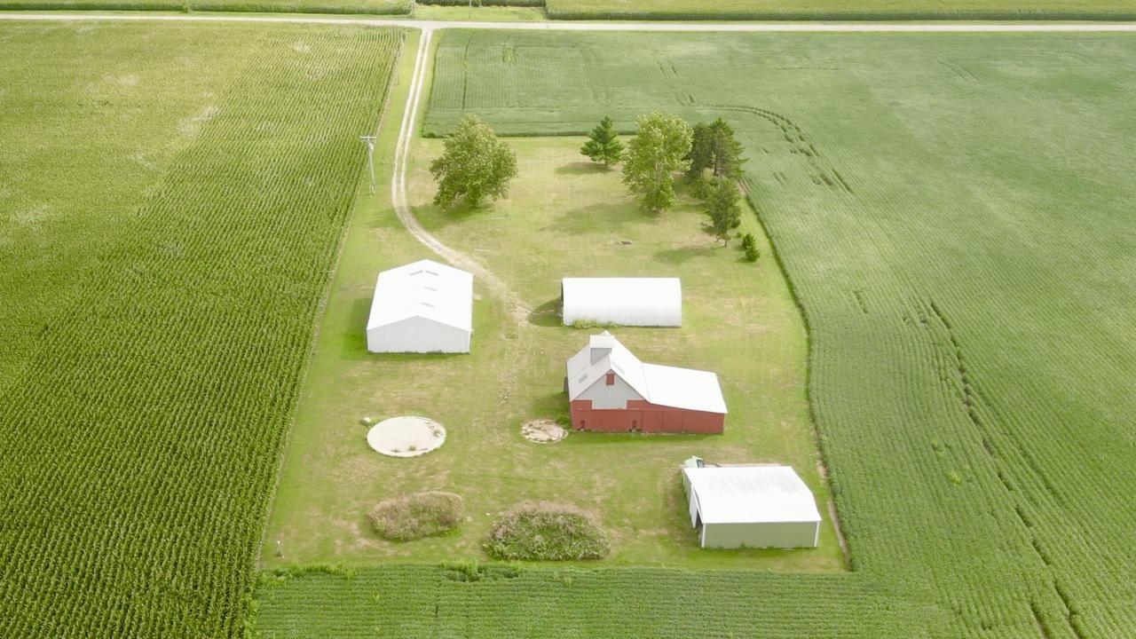 4527 E 1200 North Rd., Gridley, IL 61744