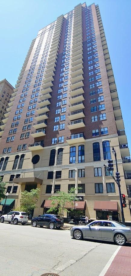 41 E 8th St. #805, Chicago, IL 60605