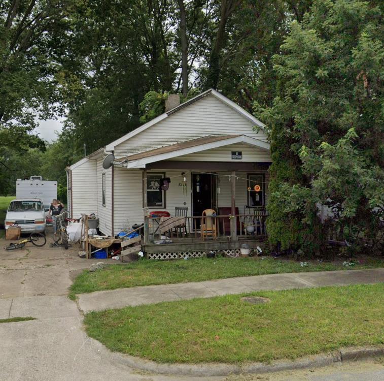1135 E Locust St., Decatur, IL 62521