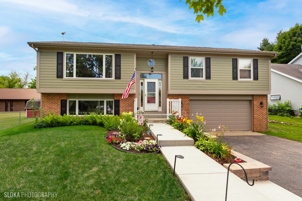 13171 Hickory Ln., Woodstock, IL 60098
