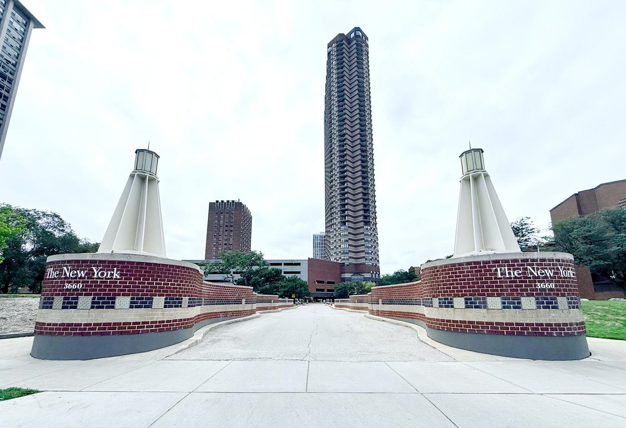 3660 N Lake Shore Dr. #1309, Chicago, IL 60613