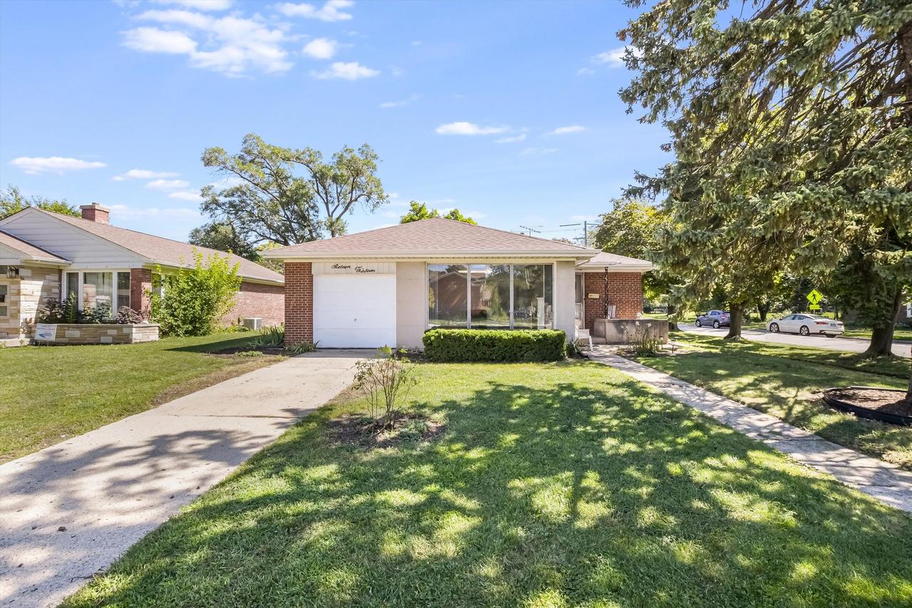 1613 S Cumberland Ave., Park Ridge, IL 60068