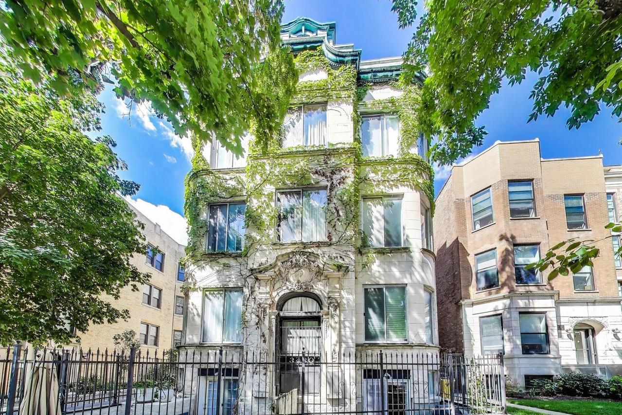 3430 N Elaine Pl. #3, Chicago, IL 60657