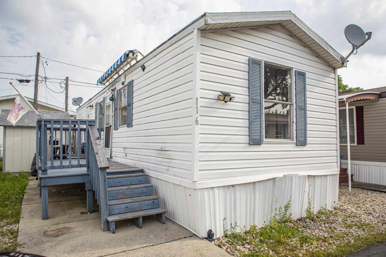 9001 S Cicero Ave. #116, Oak Lawn, IL 60453