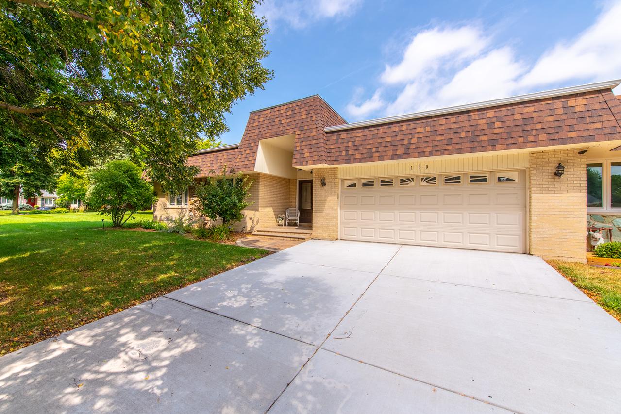 130 Meadowbrook Ln., Morris, IL 60450
