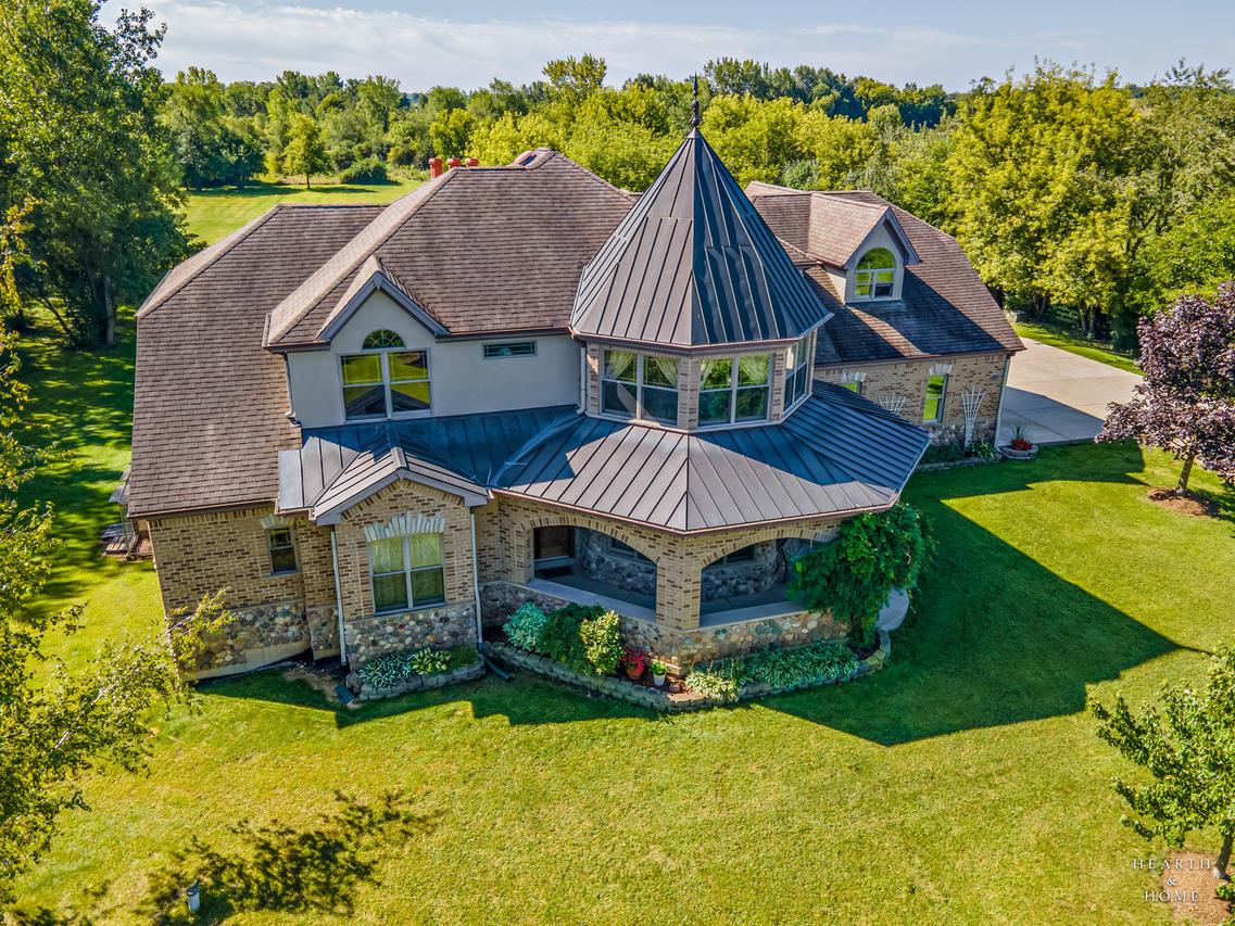 15309 Kishwaukee Valley Rd., Woodstock, IL 60098