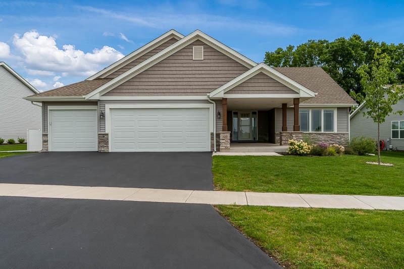 327 Whitetail Tr., Belvidere, IL 61008