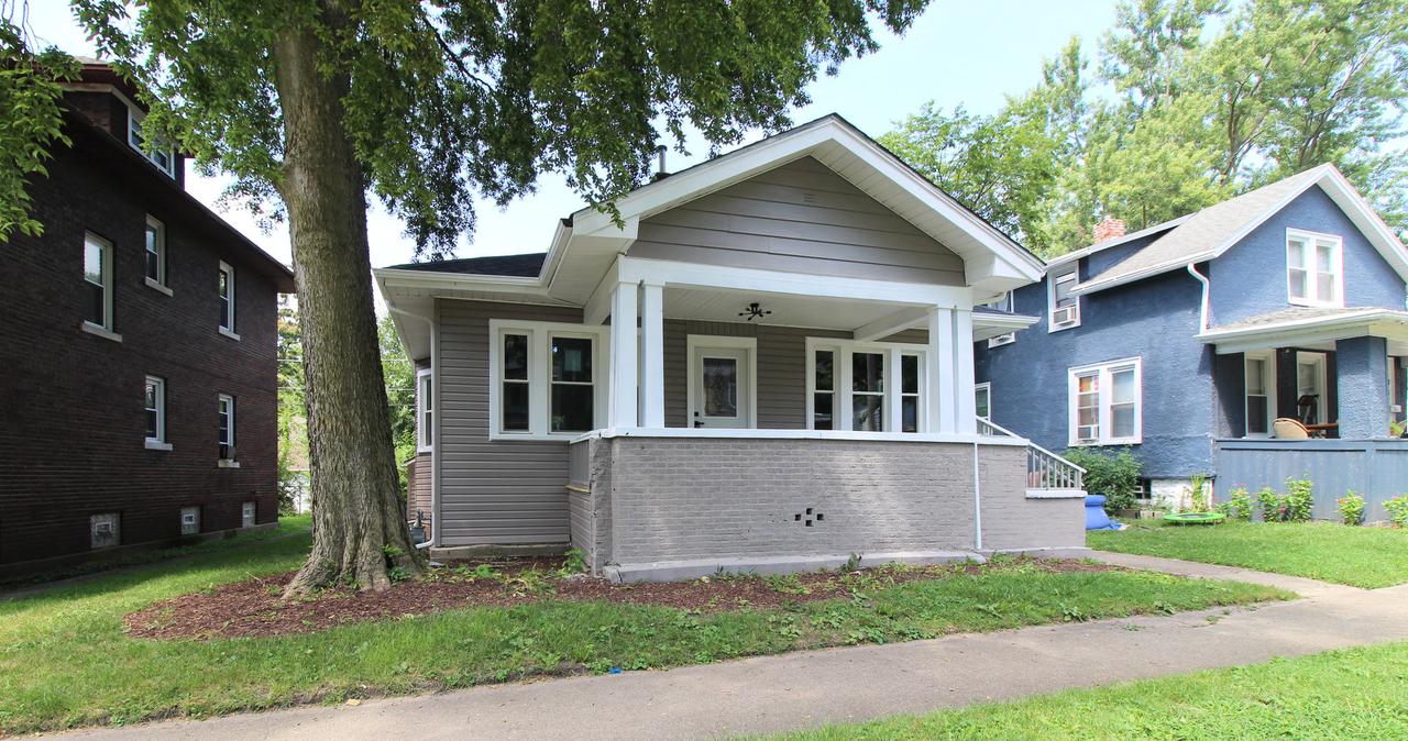 355 S Evergreen Ave., Kankakee, IL 60901