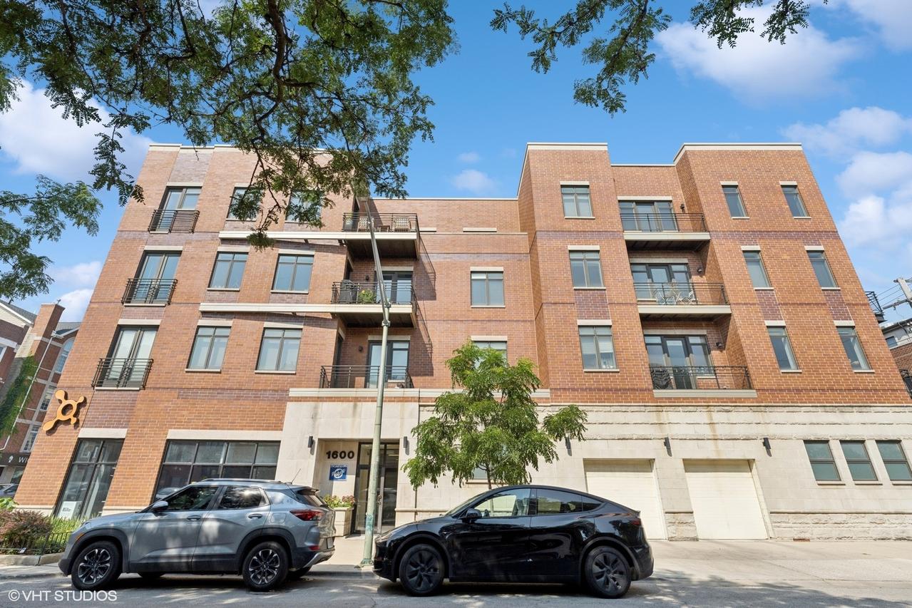 1600 N Marshfield Ave. #304, Chicago, IL 60622