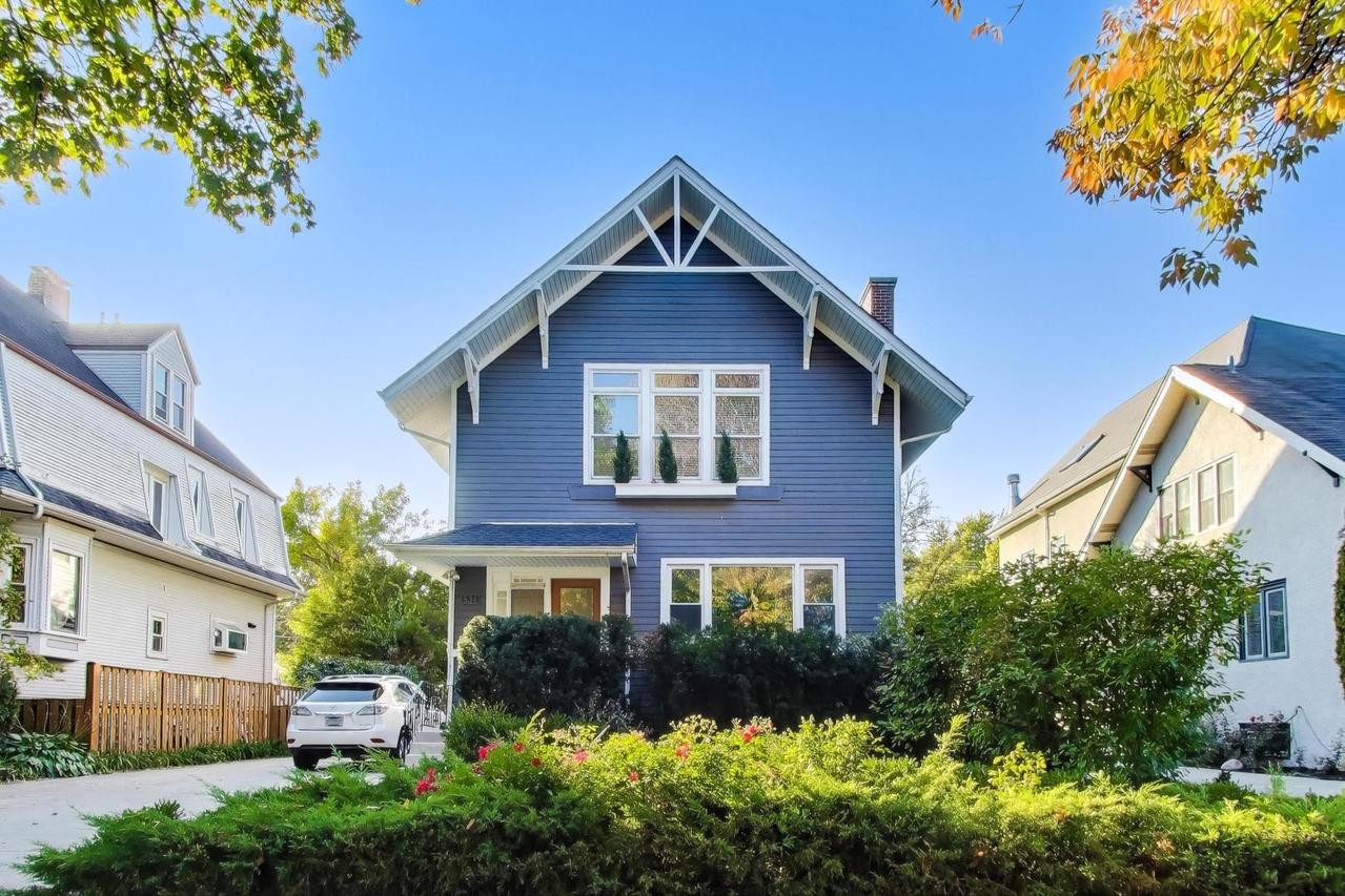 534 Lathrop Ave., River Forest, IL 60305