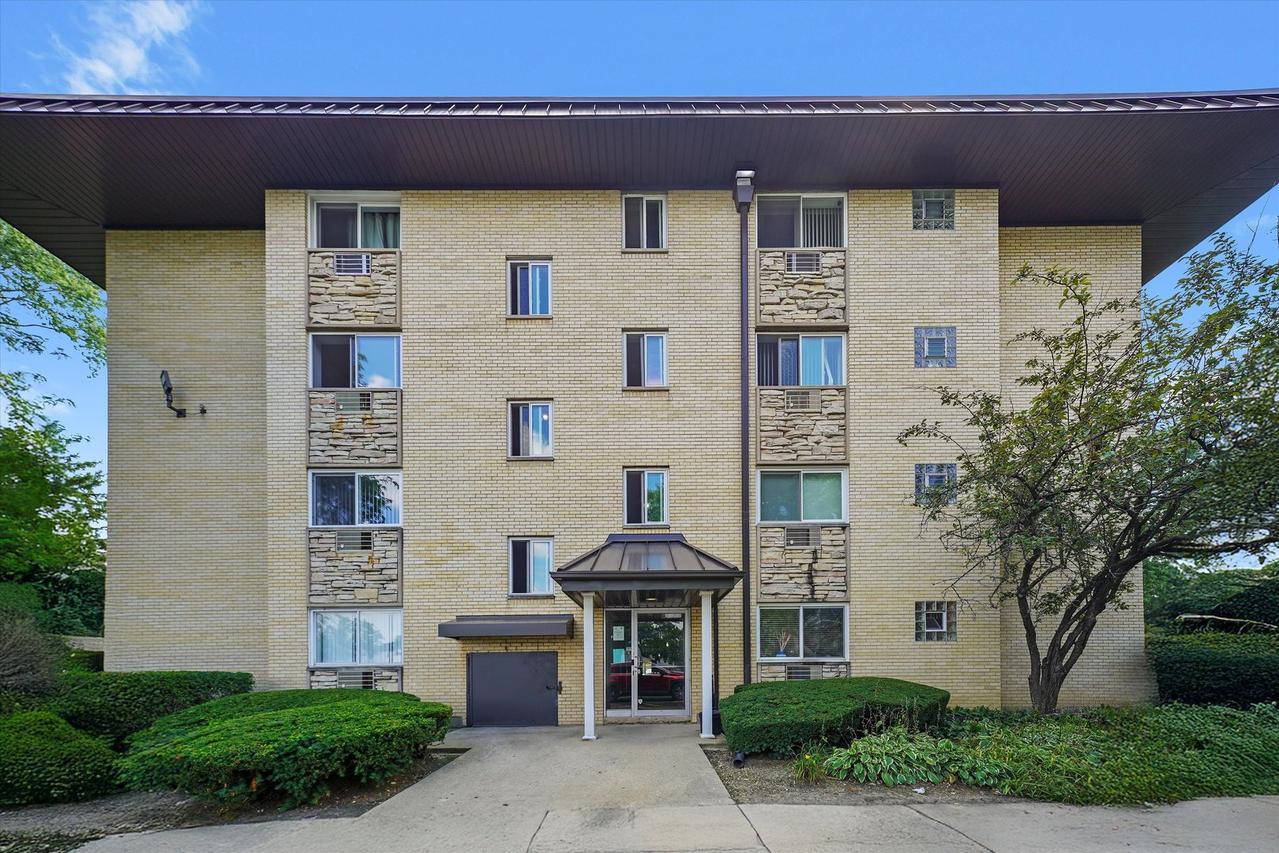 2226 S Goebbert Rd. #471, Arlington Heights, IL 60005