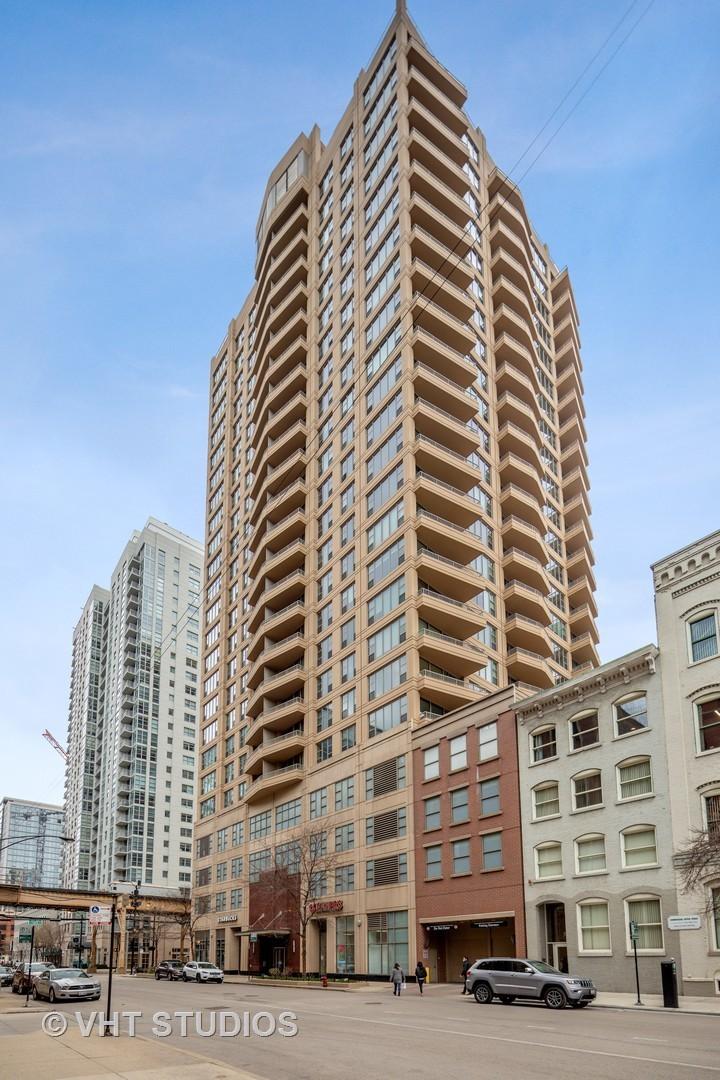 200 N Jefferson St. #1608, Chicago, IL 60661