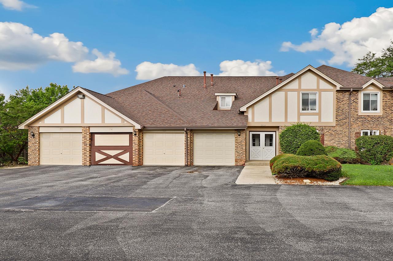 15726 Orlan Brook Dr. #193, Orland Park, IL 60462