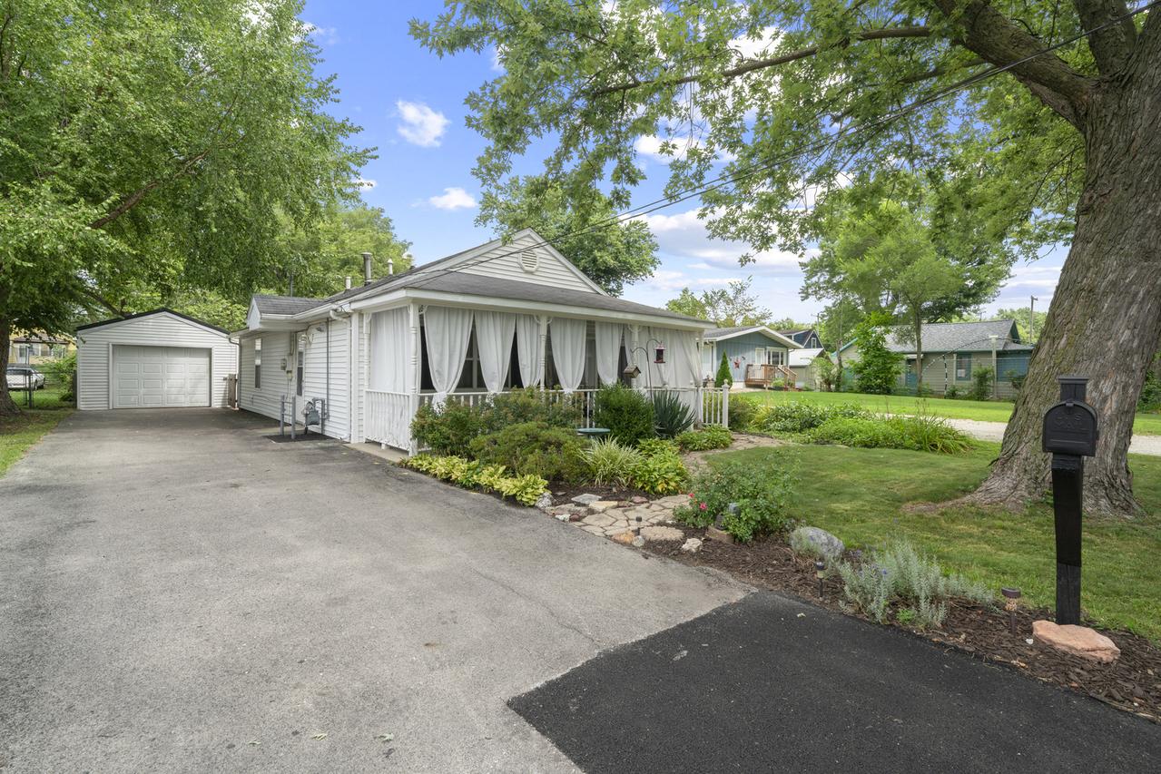 148 E Fremont St., Ottawa, IL 61350