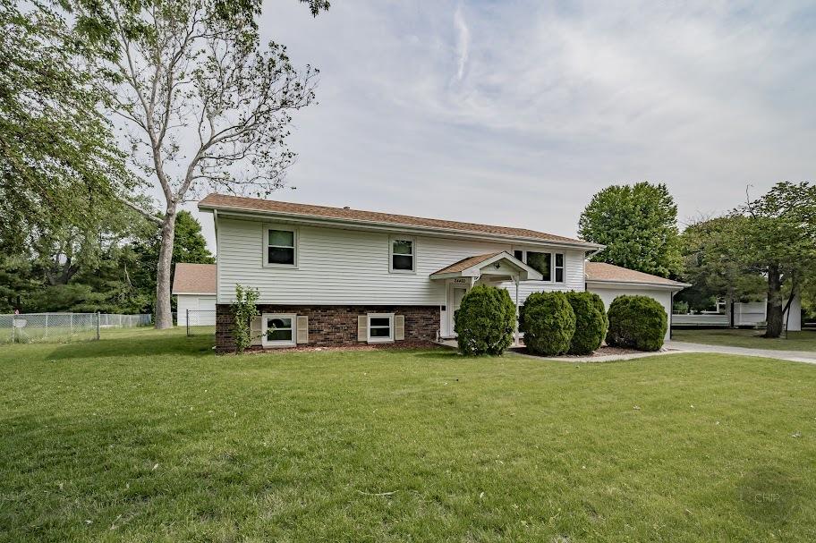 24460 Easy St., Plainfield, IL 60586