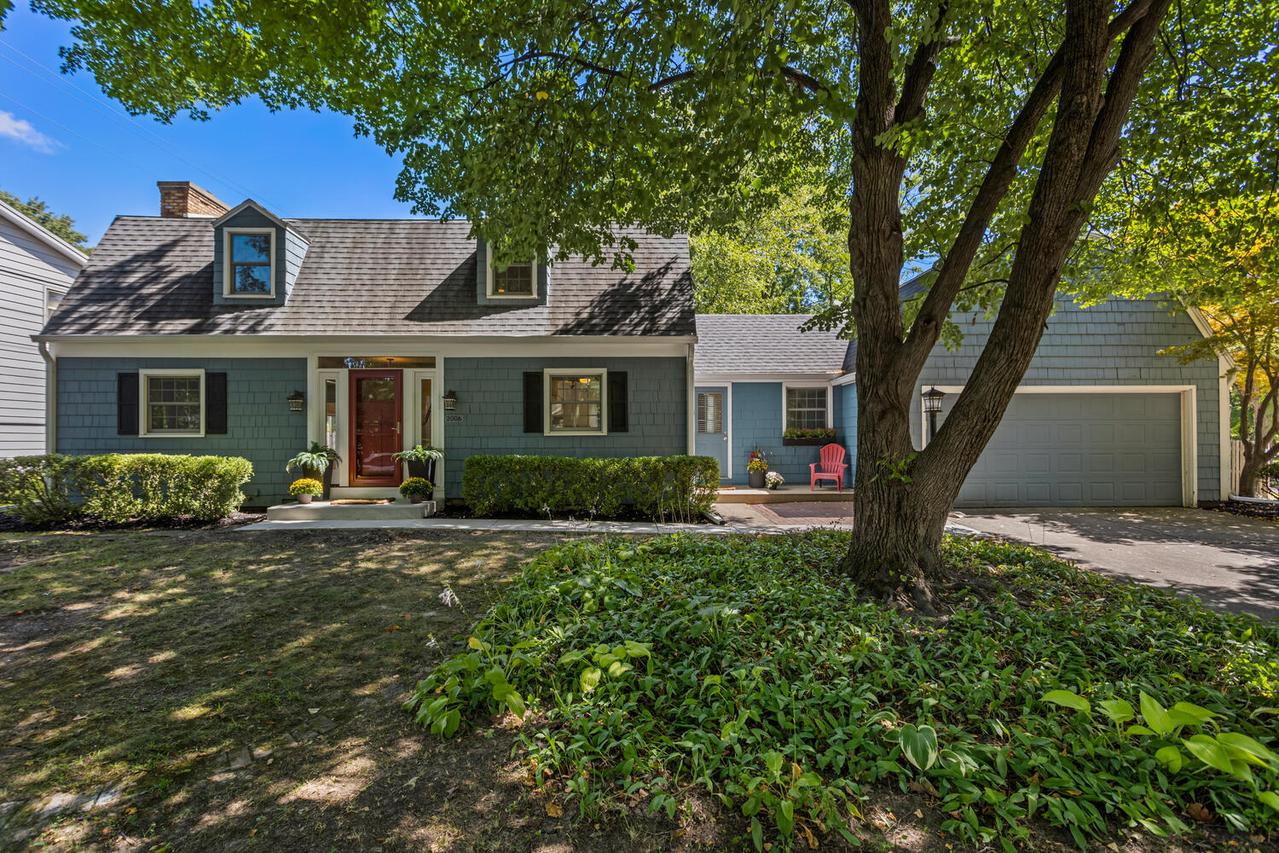 2006 Galen Dr., Champaign, IL 61821