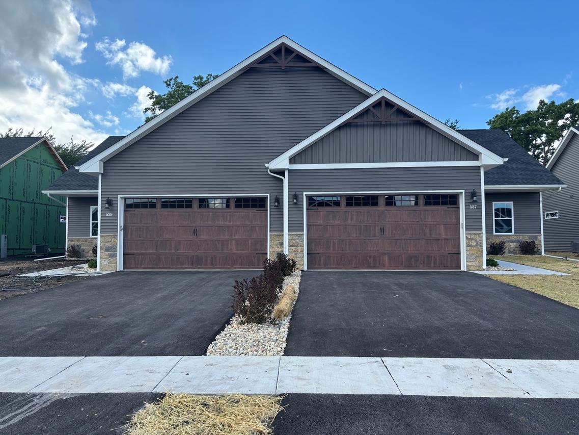 539 Anjali Ct. #-, Sycamore, IL 60178