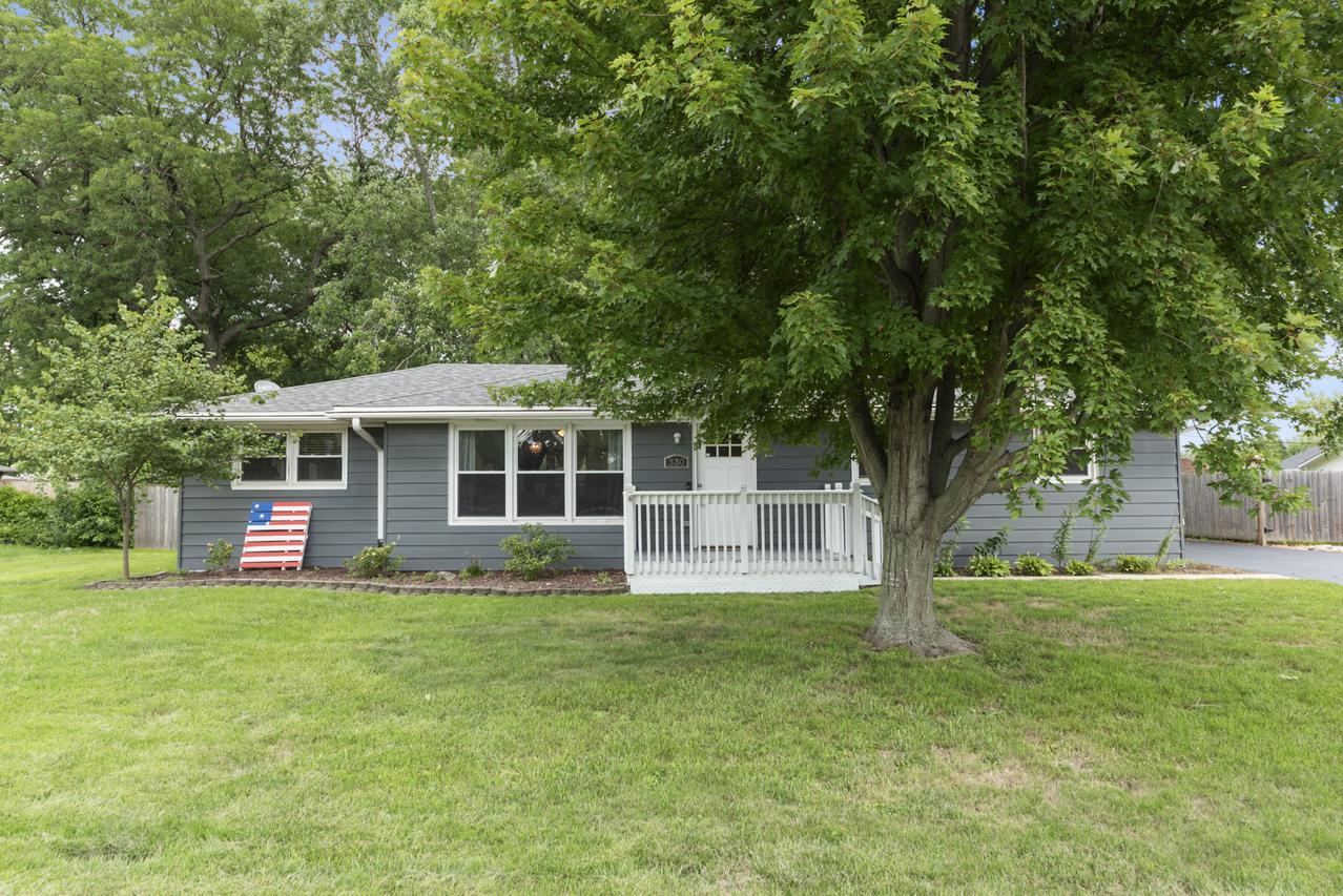 330 Lee St., Manhattan, IL 60442